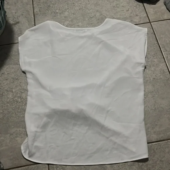 Top - Picture 2 of 2